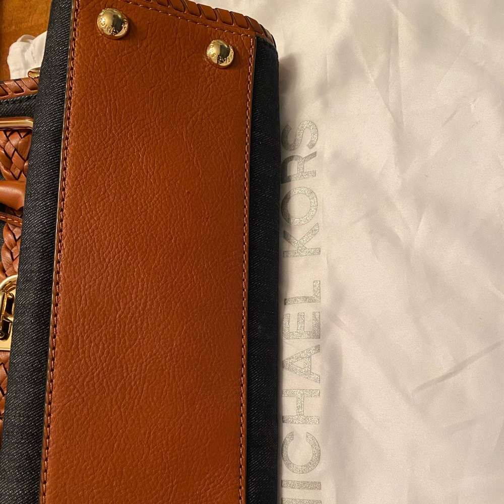 MK purse - Picture 2 of 12